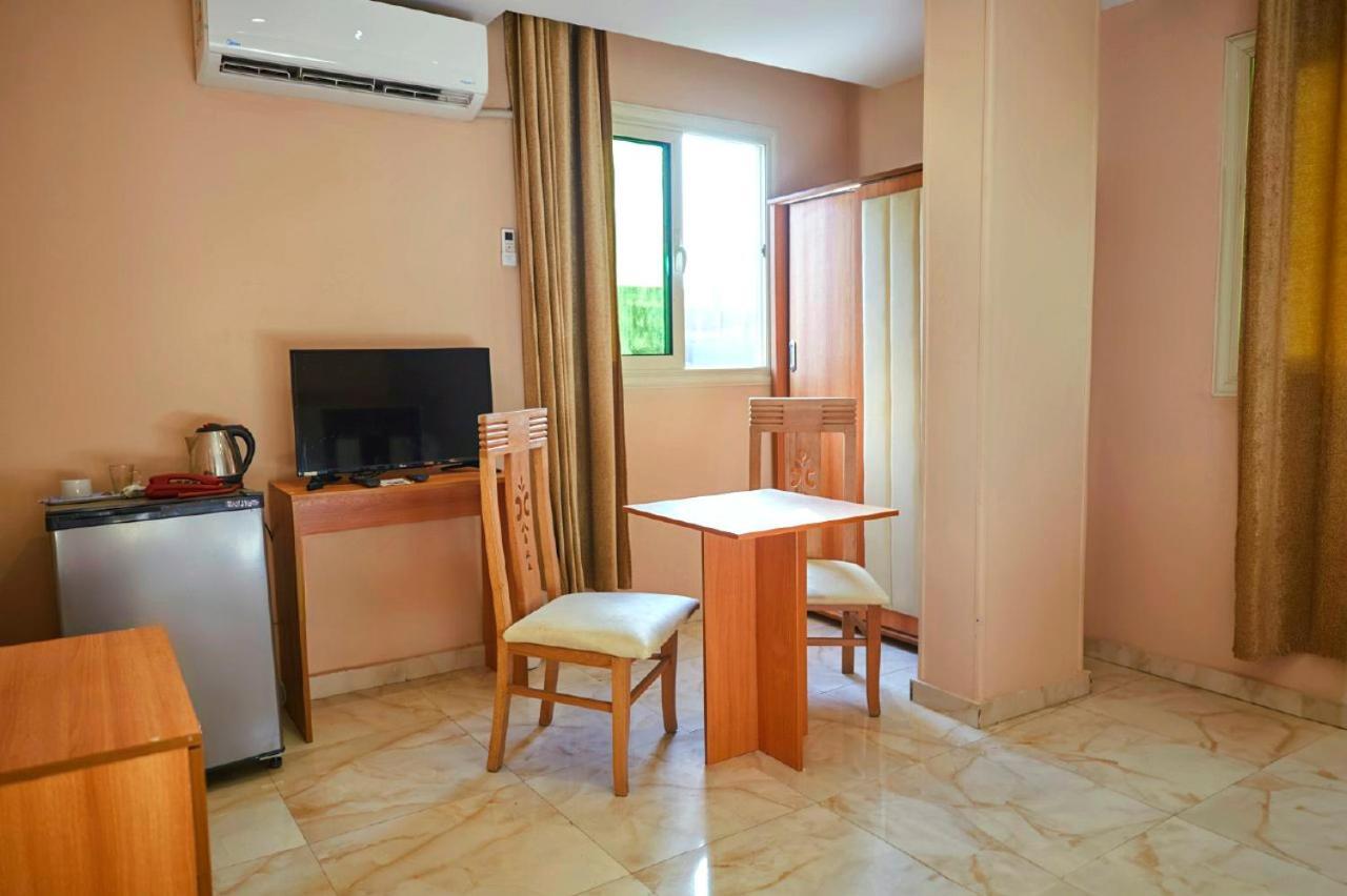 Grand Golden Pyramids View Hotel Kafret el-Gabal Exterior foto