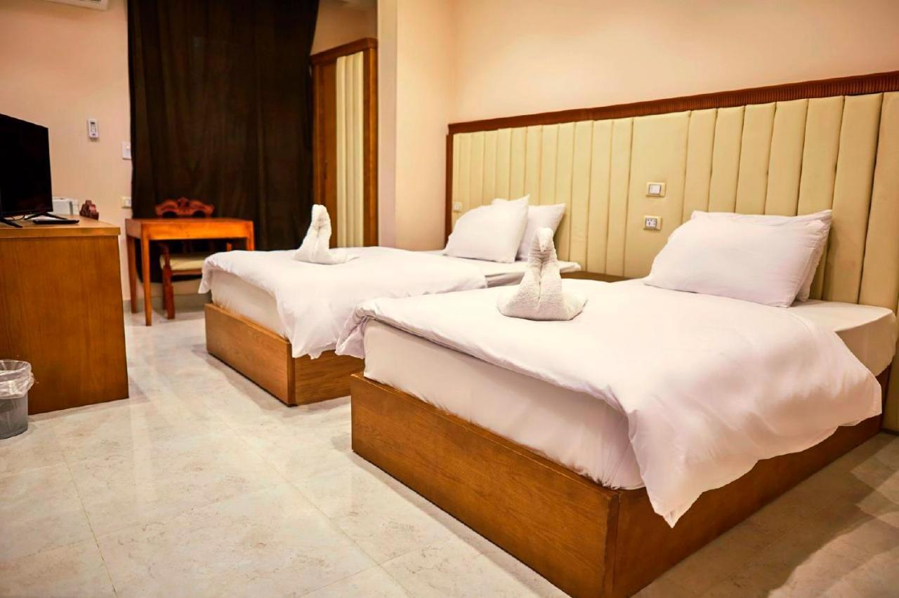 Grand Golden Pyramids View Hotel Kafret el-Gabal Exterior foto